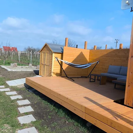 Tiny House Pálava Alojamento de Turismo Selvagem Bořetice